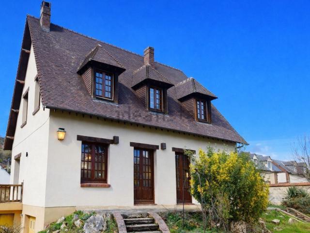 Maison, Évreux