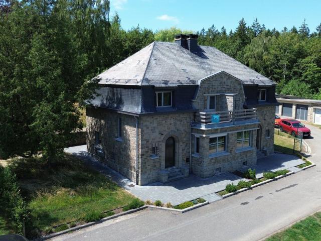 Maison exclusive avec vue unique sur le barrage d'Eupen