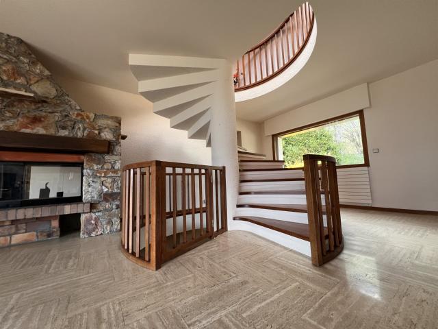 Maison exeptionnelle sur Mercury 450 m2 carrez et 10 408 m2. 455m² Mercury