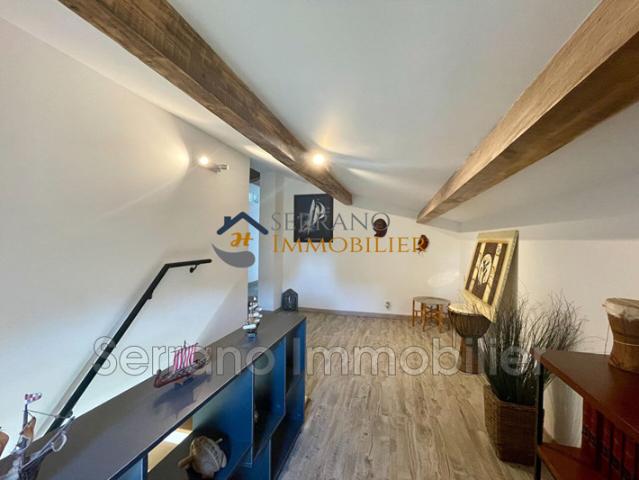 Maison Eyragues 5 pièce s 145 m2