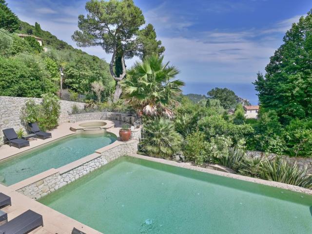 Maison, Èze