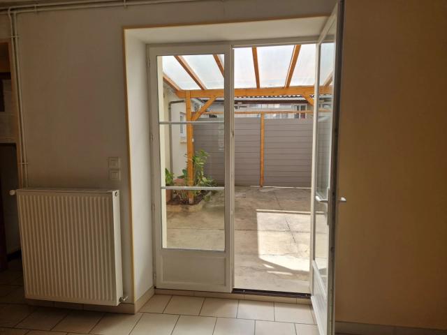 Maison F3 + 1 avec cour privative BALAGNY SUR THERAIN