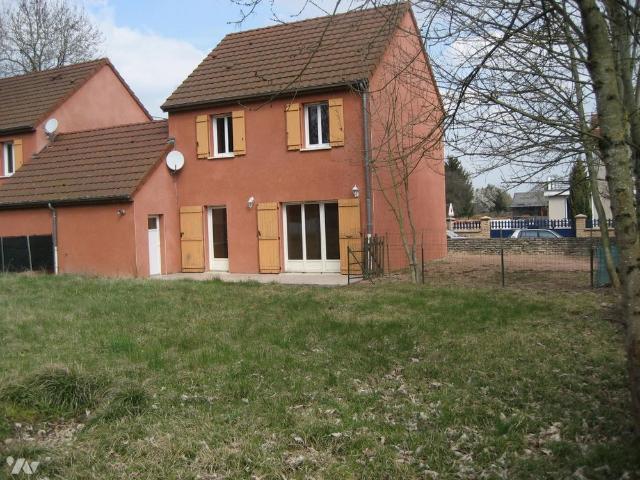 MAISON F4 24 RUE MAURICE PAGENEL 71240 SENNECEY LE GRAND