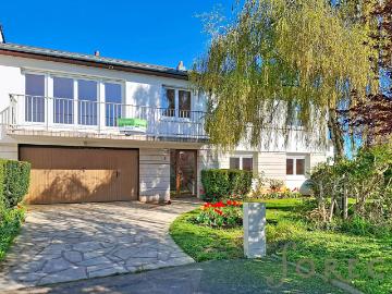 Marly Moselle, Moselle, Lorraine - Jardin