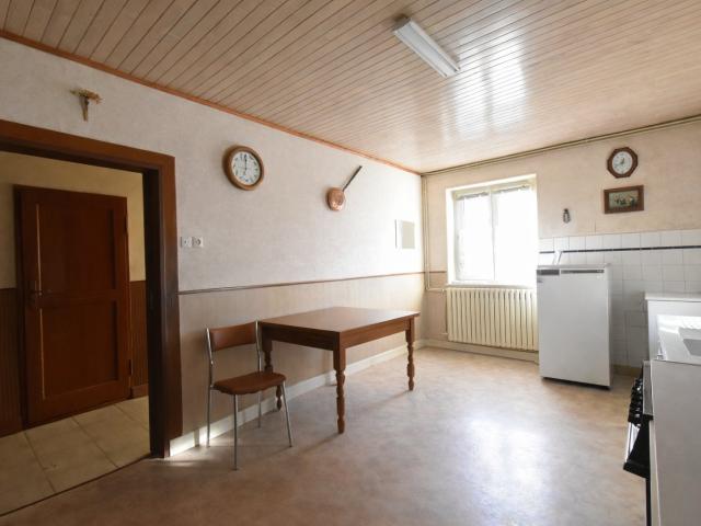 Maison F5 avec jardin et dépendance