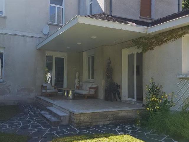 MAISON F5 PLAIN PIED EN PLEIN CENTRE VILLE AVEC JARDIN