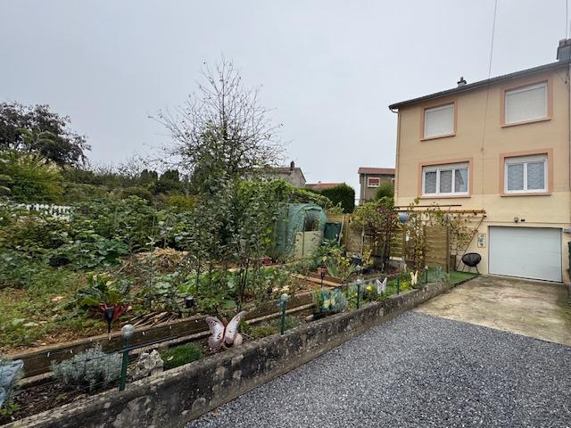 Maison 100m2 F5 rénovée Jardin, terrasse, garage à Longuyon 25 min Luxembourg Rodange