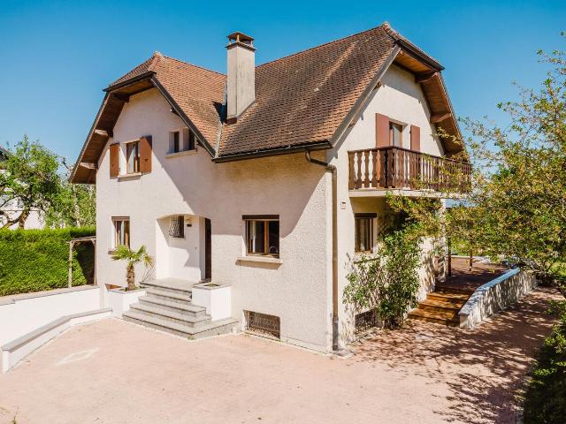 Maison F7 169m² Échenevex