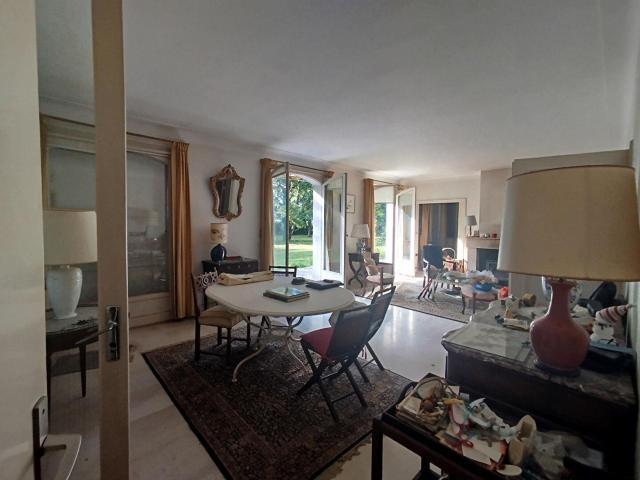 Maison Fougeres 7 pièce s Terrain 6 700 m2 215m² Lécousse