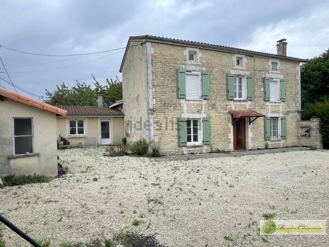 Maison, Fouqueure