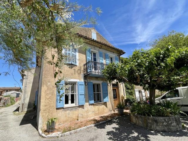 Maison, Fox Amphoux