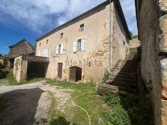 Maison, Fons
