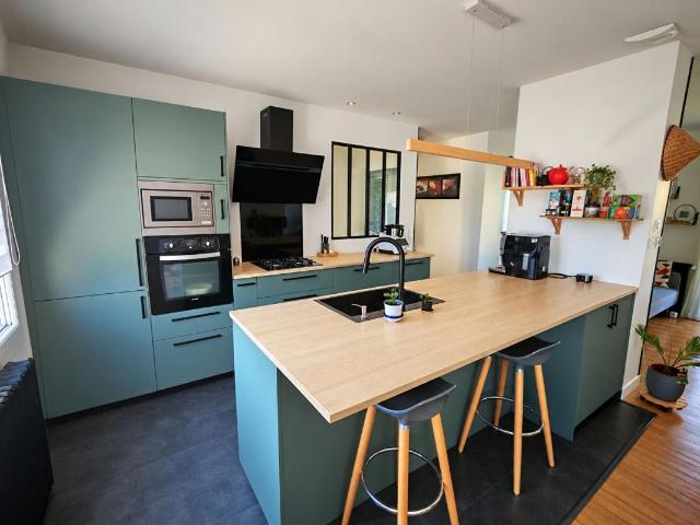 Maison Fontaine Le Comte 5 pièce s 119 m2