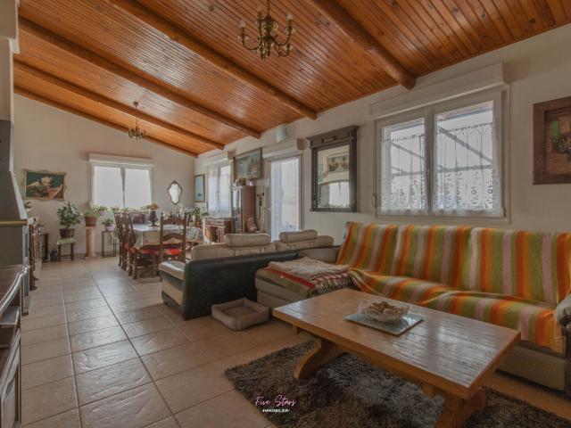 Maison Fontaines Saint Clair 4 pièce s 113 m2