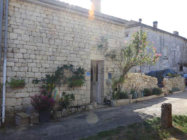 Maison, Fontanes