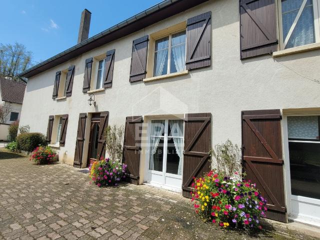 Maison Fontenois Les Montbozon 9 pièce s 225 m2