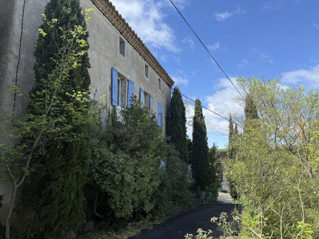 Maison, Fontjoncouse