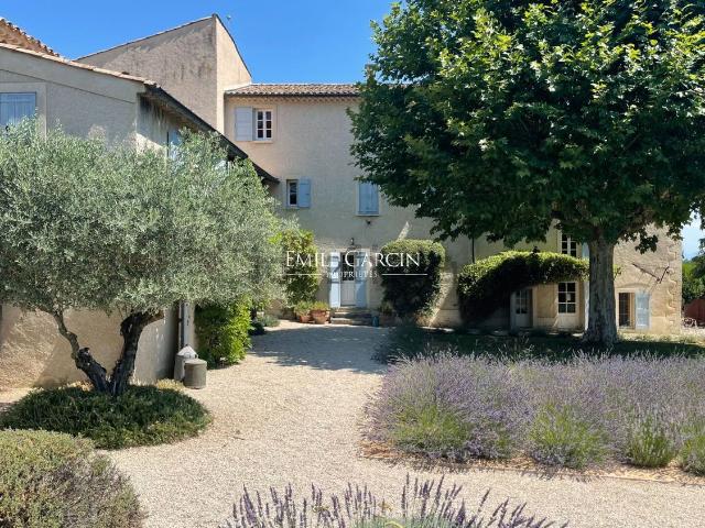 Maison, Forcalquier