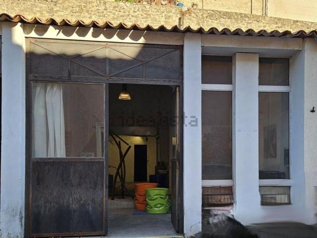 Maison, Forcalquier