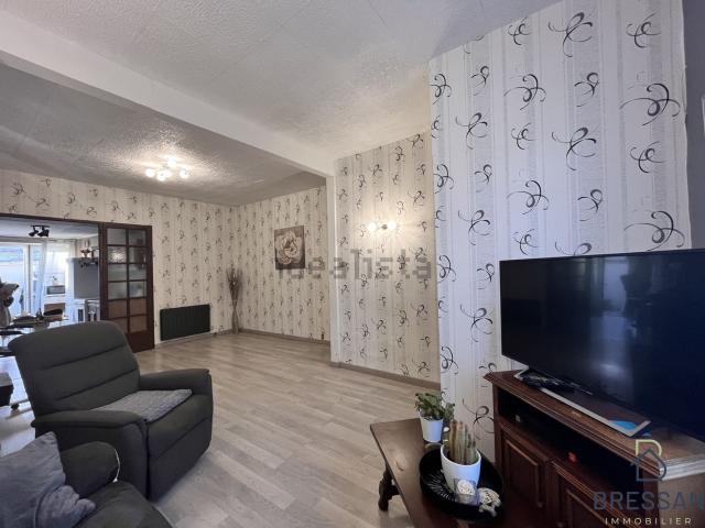 Maison, Forest sur Marque