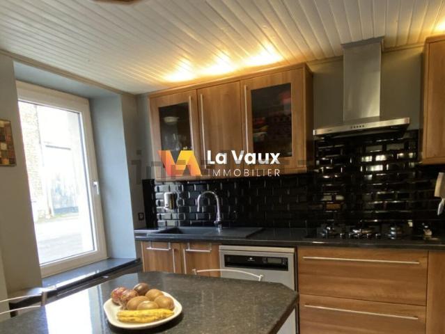 Maison, Faulx