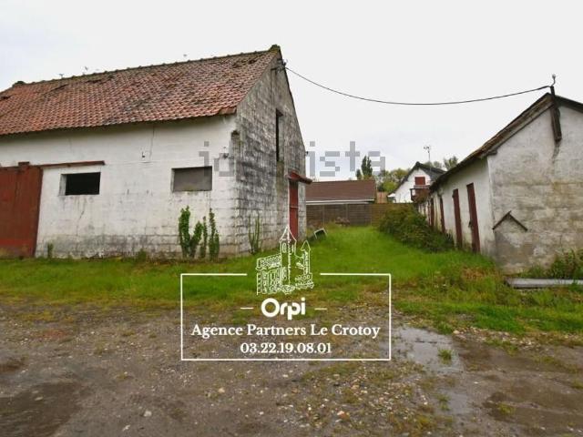 Maison, Favières