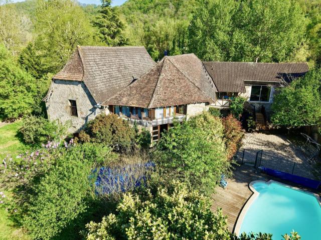Maison, Faycelles