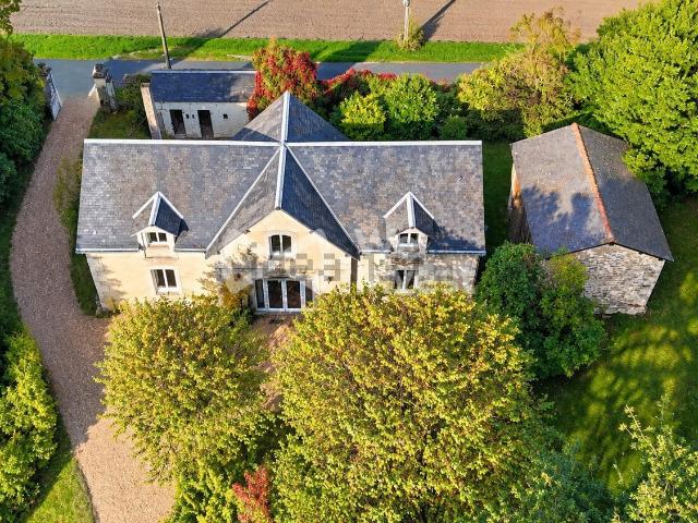 Maison, Faye la Vineuse
