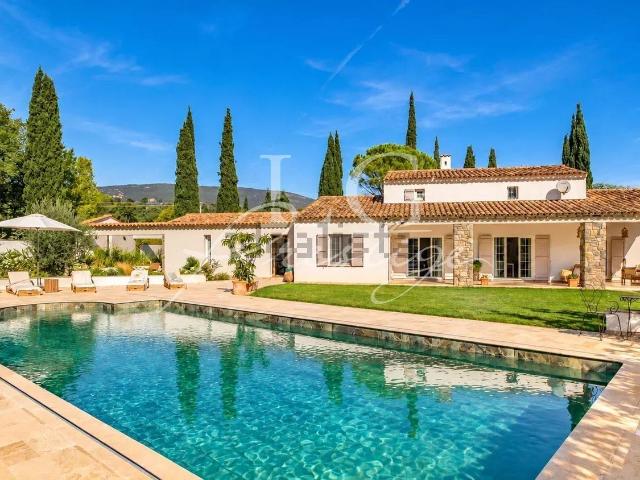 Maison, Fayence