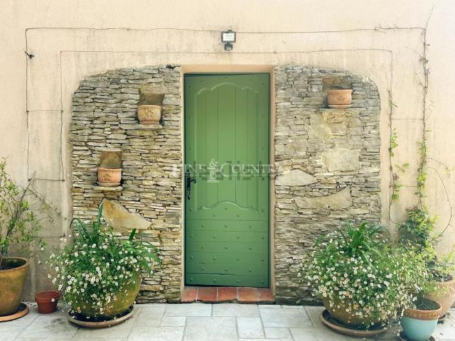 Maison, Fayence