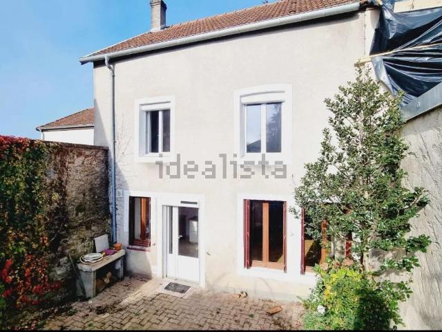 Maison, Fayl Billot