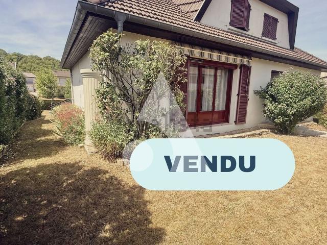 Maison, Fains Véel