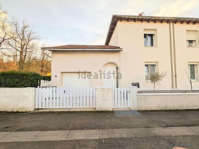 Maison, Falck