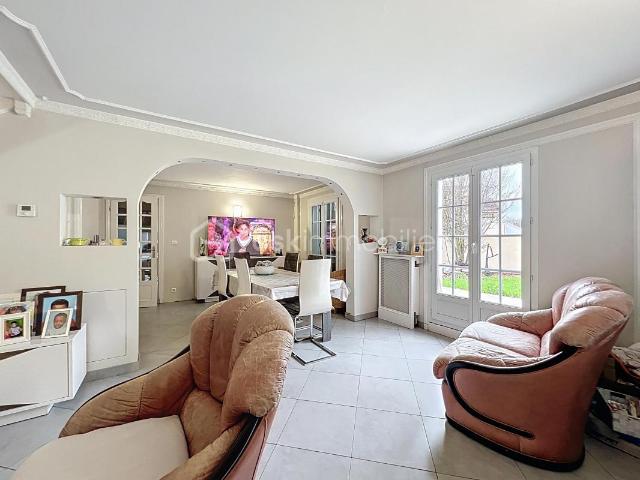 Maison familial 104 m2 COMBS LA VILLE