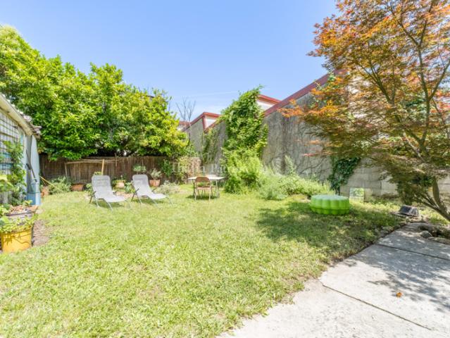 Maison familiale multi potentiel avec jardin Plein coeur de