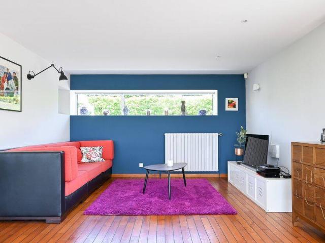 Maison familiale meublée de 215 m² avec vue panoramique jardin