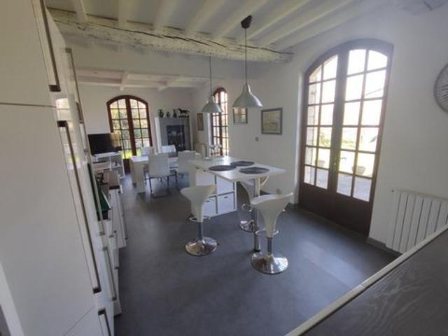 maison familiale atypique et spacieuse de 1973