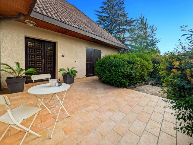 MAISON FAMILIALE AU BOIS FEUILLY