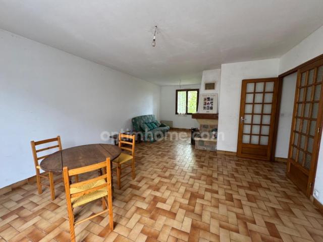 Maison familiale au calme de 96 m2 à MAILHAC SUR BENAIZE 87