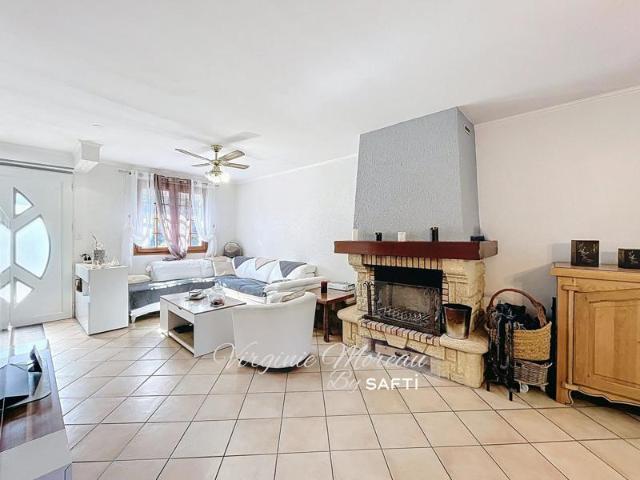 Maison familiale au calme, proche gare et commodités