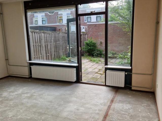Maison Familiale au Rez de Chaussée Lehárstraat, La Haye À Louer