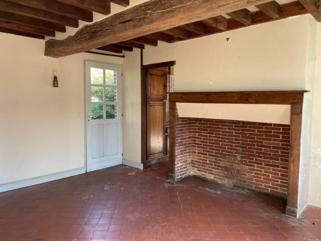 maison familiale avec 4 chambres et un bureau et dépendances