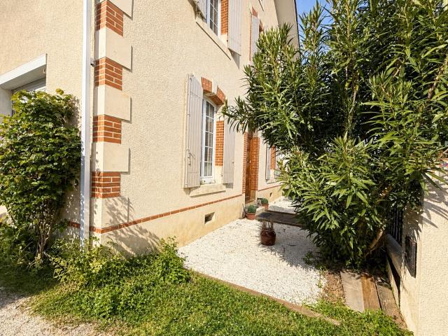 Maison familiale avec garage et combles aménageables 143m² Villeneuve sur Lot