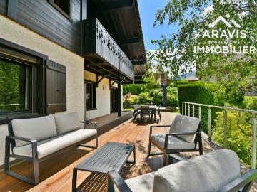 Maison familiale avec garage Xxl et studio indépendant 195m² Thônes