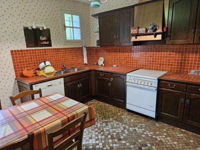 Maison familiale avec grand parc arboré 106m² Périgueux