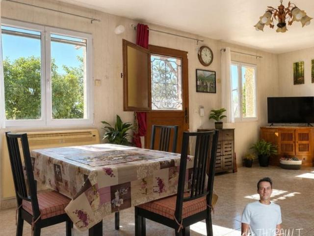 Maison familiale avec grand terrain, piscine et potentiel 111m² Lauret