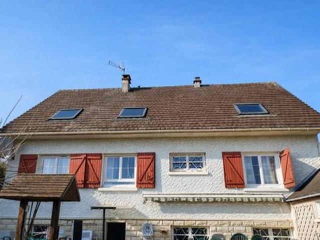 Maison familiale avec double rentabilité locative