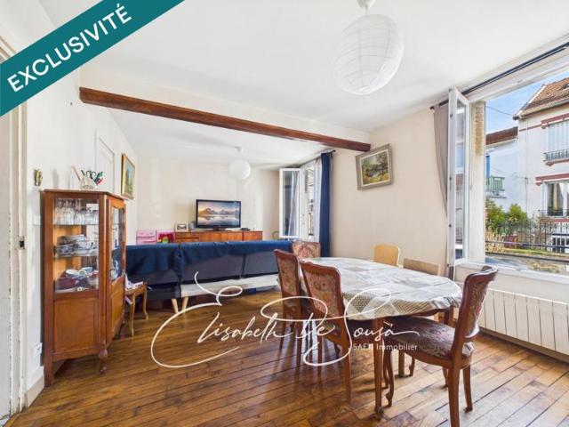 Maison familiale avec dépendance à deux pas du centre