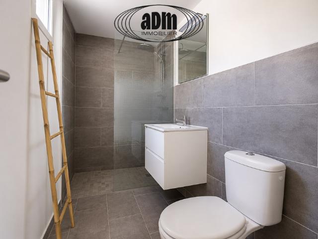 Maison familiale avec jardin et abri – 82,64 m² habitables