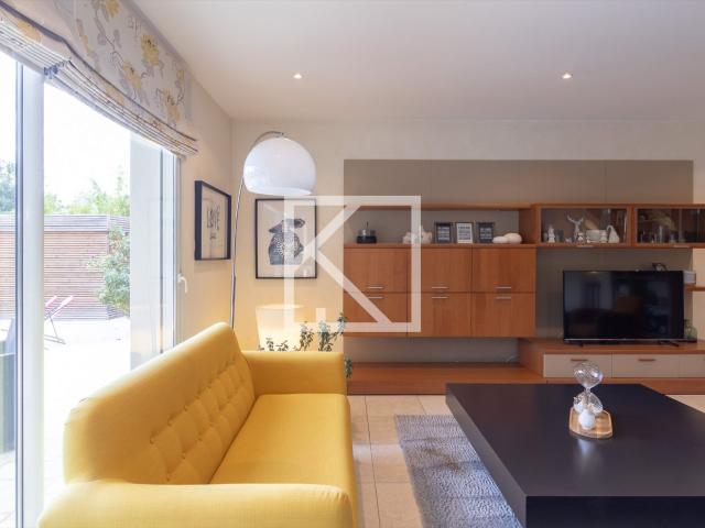 Maison Familiale Avec Jardin Et Piscine Chauffee 245m² Cholet